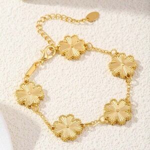 Elegant Gold Flower Bracelet stainless steel